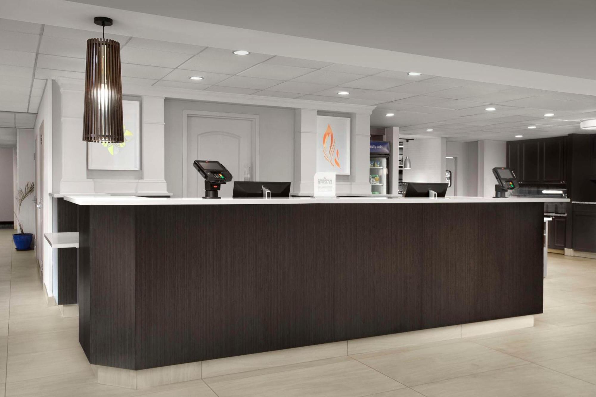 Hilton Garden Inn Ґейнсвілл Екстер'єр фото